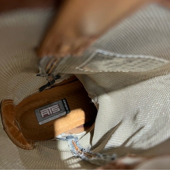 Ariat Western Cowboy Boots - Picture 10 of 16